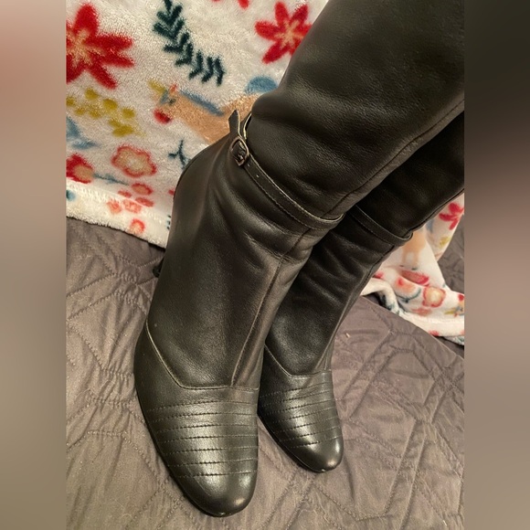 NYLA knee-high leather boot, GUC - Picture 3 of 12